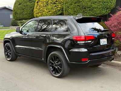 2019 Jeep Grand Cherokee Laredo   - Photo 3 - Portland, OR 97202