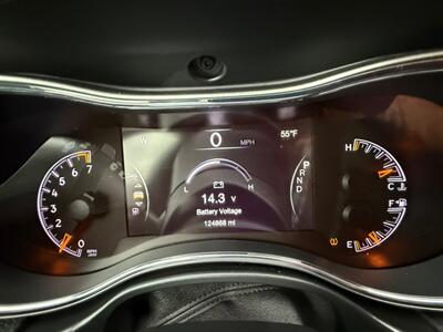 2019 Jeep Grand Cherokee Laredo   - Photo 20 - Portland, OR 97202