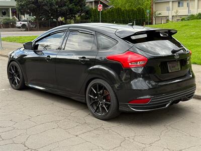 2015 Ford Focus ST   - Photo 3 - Portland, OR 97202