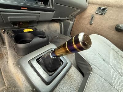 1990 Mazda B2200   - Photo 12 - Portland, OR 97202