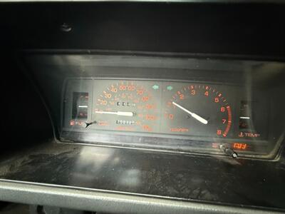 1990 Mazda B2200   - Photo 17 - Portland, OR 97202