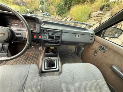 1990 Mazda B2200   - Photo 10 - Portland, OR 97202