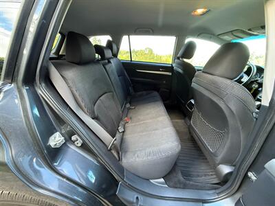 2011 Subaru Outback 2.5i Premium   - Photo 14 - Portland, OR 97202