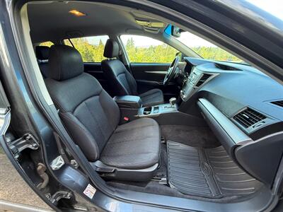 2011 Subaru Outback 2.5i Premium   - Photo 13 - Portland, OR 97202