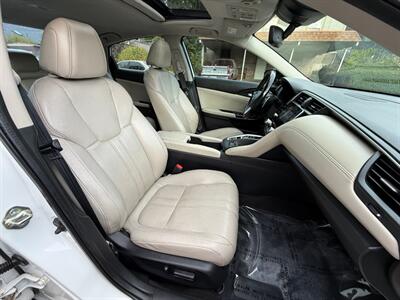 2020 Honda Insight Touring - Photo 12 - Portland, OR 97202