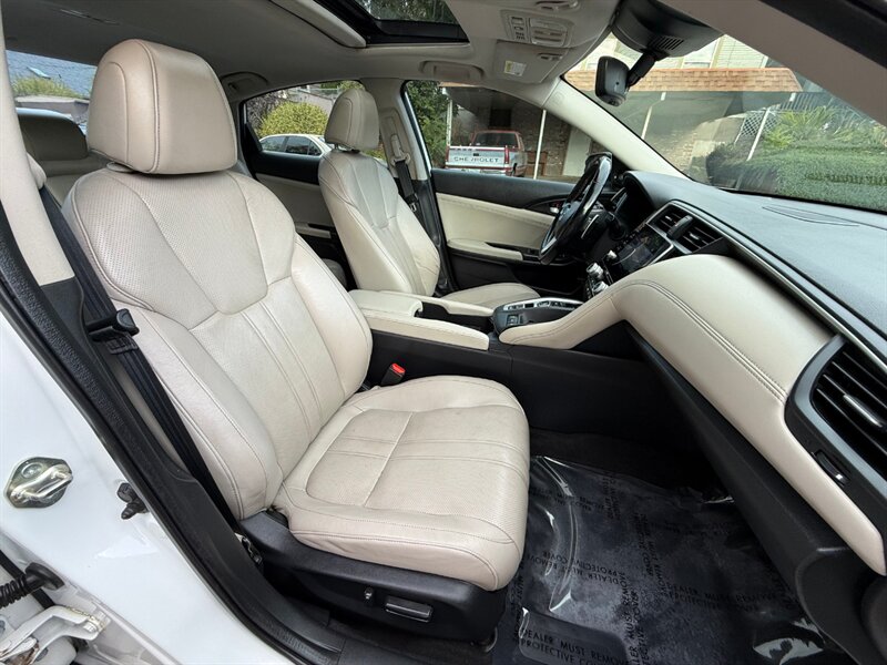 2020 Honda Insight Touring - Photo 12 - Portland, OR 97202