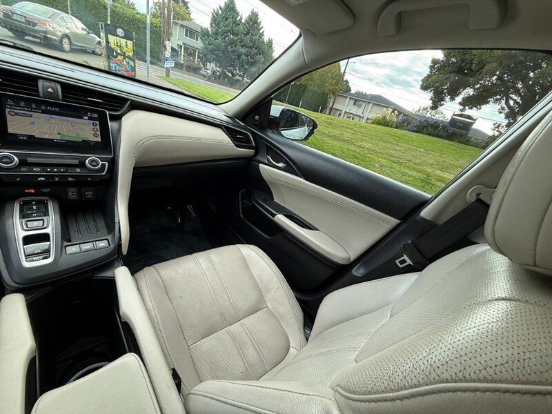 2020 Honda Insight Touring - Photo 17 - Portland, OR 97202