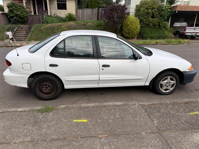 2000 Chevrolet Cavalier   - Photo 6 - Portland, OR 97202