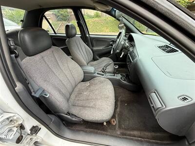 2000 Chevrolet Cavalier   - Photo 11 - Portland, OR 97202