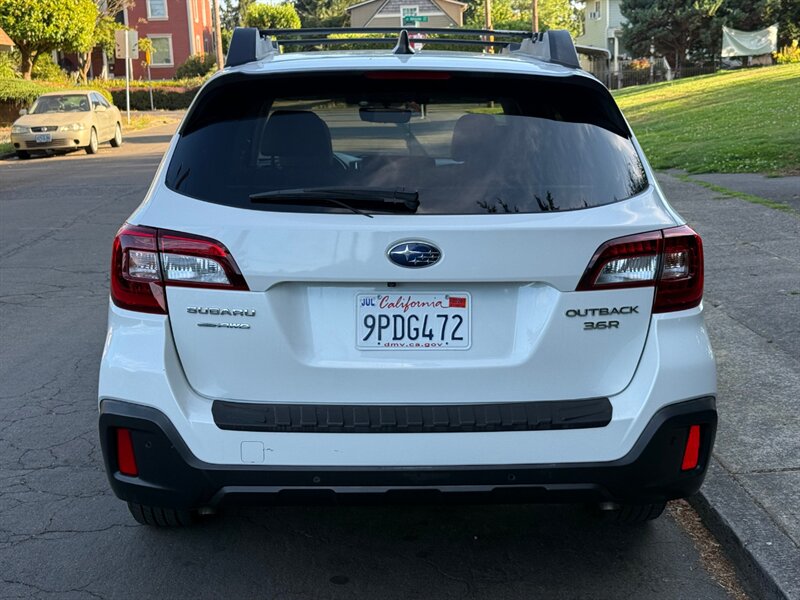 2018 Subaru Outback 3.6R Limited - Photo 5 - Portland, OR 97202