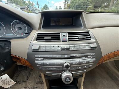 2009 Honda Accord EX-L   - Photo 16 - Portland, OR 97202