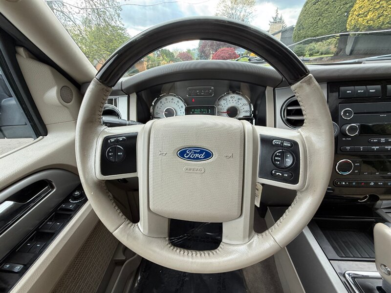 2011 Ford Expedition Limited - Photo 21 - Portland, OR 97202