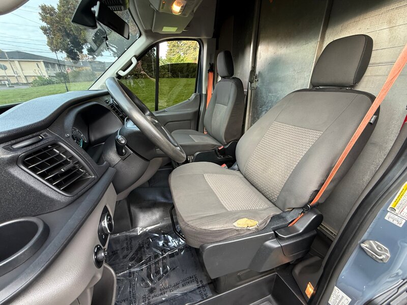 2020 Ford Transit 250 - Photo 8 - Portland, OR 97202