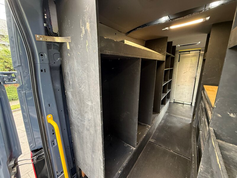 2020 Ford Transit 250 - Photo 16 - Portland, OR 97202