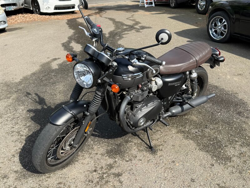 2022 Triumph Bonneville T120   - Photo 1 - Portland, OR 97202