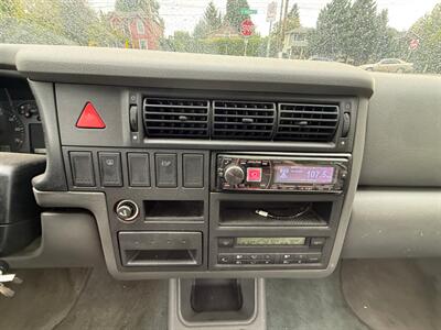 2001 Volkswagen EuroVan GLS   - Photo 16 - Portland, OR 97202
