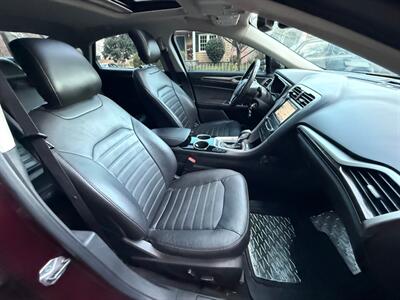 2013 Ford Fusion Hybrid SE   - Photo 10 - Portland, OR 97202