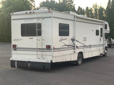 2002 Itasca Spirit M-31T-Ford   - Photo 7 - Portland, OR 97202