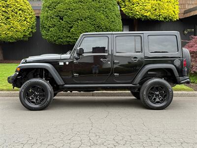 2013 Jeep Wrangler Unlimited Sahara   - Photo 2 - Portland, OR 97202