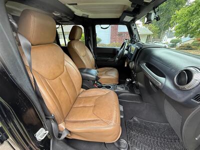 2013 Jeep Wrangler Unlimited Sahara   - Photo 16 - Portland, OR 97202