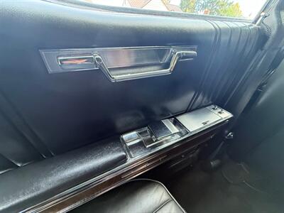 1967 Lincoln Continental - Photo 21 - Portland, OR 97202