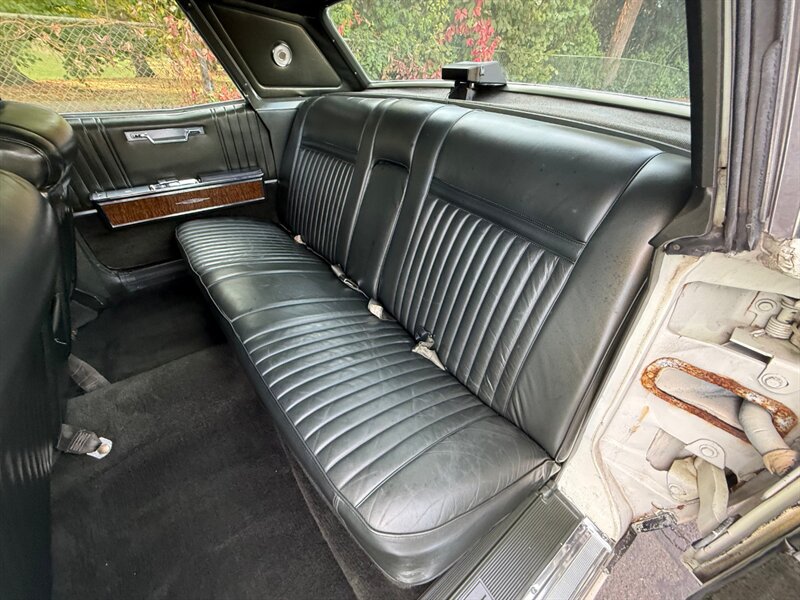 1967 Lincoln Continental - Photo 16 - Portland, OR 97202