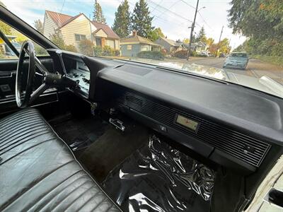 1967 Lincoln Continental - Photo 13 - Portland, OR 97202