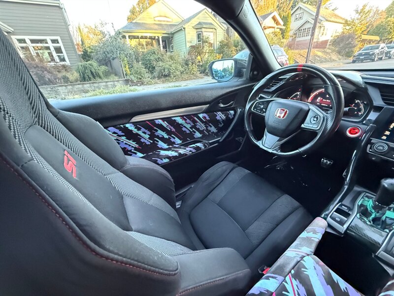 2017 Honda Civic Si - Photo 16 - Portland, OR 97202