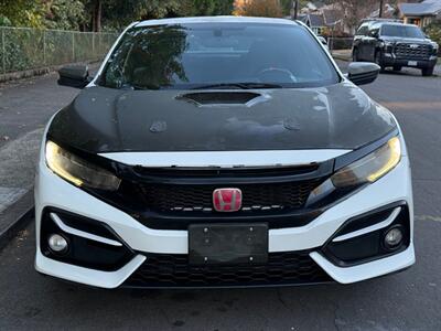 2017 Honda Civic Si - Photo 4 - Portland, OR 97202