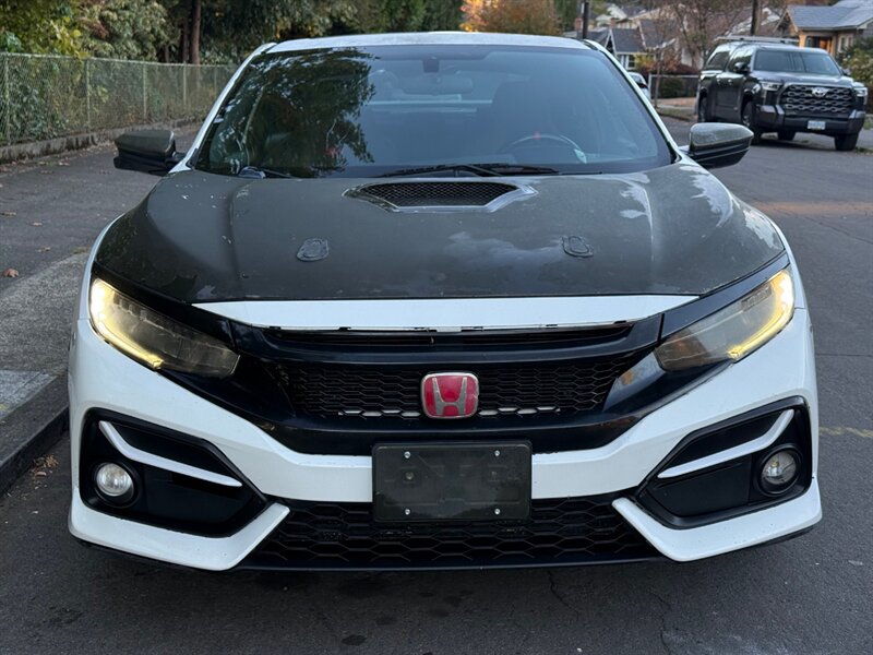 2017 Honda Civic Si - Photo 4 - Portland, OR 97202
