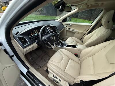 2014 Volvo XC60 T6   - Photo 10 - Portland, OR 97202
