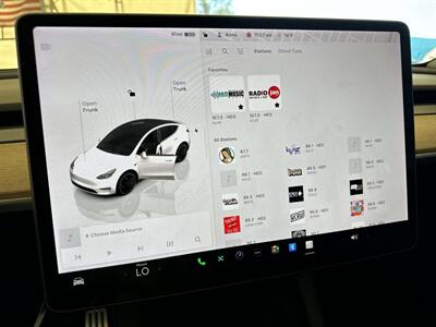 2022 Tesla Model Y Performance   - Photo 8 - Portland, OR 97202