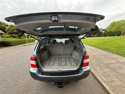 2006 Toyota Highlander Hybrid Limited   - Photo 8 - Portland, OR 97202