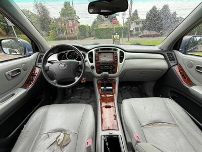 2006 Toyota Highlander Hybrid Limited   - Photo 19 - Portland, OR 97202