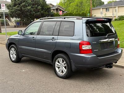 2006 Toyota Highlander Hybrid Limited   - Photo 3 - Portland, OR 97202