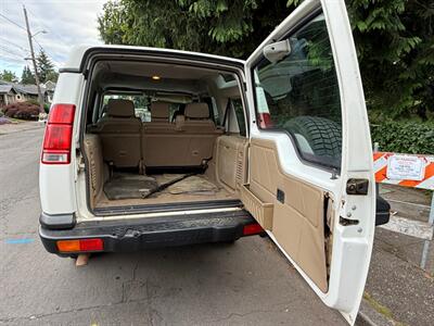 2002 Land Rover Discovery Series II SD   - Photo 8 - Portland, OR 97202
