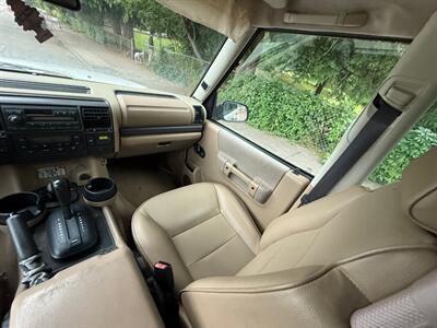 2002 Land Rover Discovery Series II SD   - Photo 18 - Portland, OR 97202