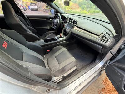 2017 Honda Civic Si   - Photo 12 - Portland, OR 97202