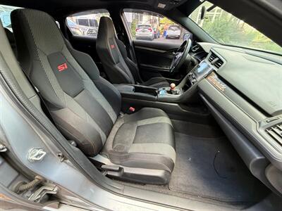 2017 Honda Civic Si   - Photo 13 - Portland, OR 97202