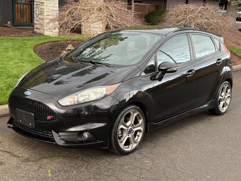 2018 Ford Fiesta ST   - Photo 1 - Portland, OR 97202