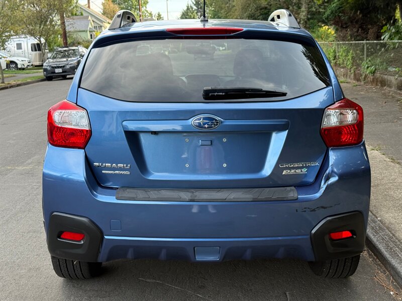 2017 Subaru Crosstrek 2.0i Premium - Photo 5 - Portland, OR 97202