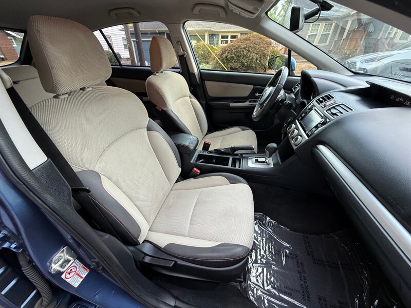 2017 Subaru Crosstrek 2.0i Premium - Photo 12 - Portland, OR 97202