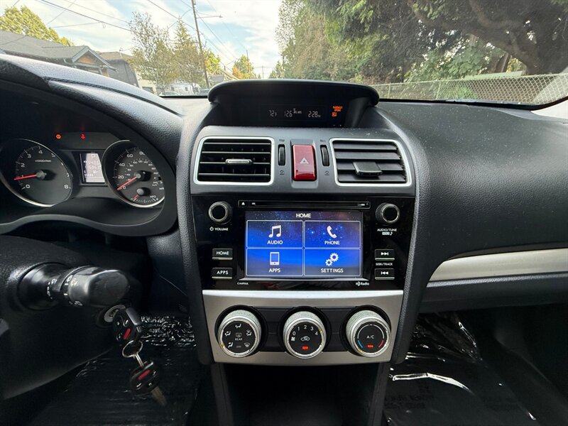 2017 Subaru Crosstrek 2.0i Premium - Photo 16 - Portland, OR 97202