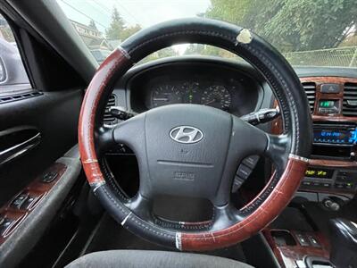 2005 Hyundai Sonata GLS   - Photo 18 - Portland, OR 97202