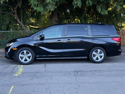 2018 Honda Odyssey EX-L   - Photo 2 - Portland, OR 97202
