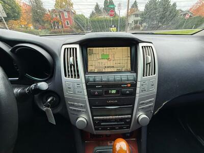 2004 Lexus RX 330   - Photo 15 - Portland, OR 97202