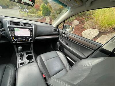 2019 Subaru Outback 3.6R Limited   - Photo 18 - Portland, OR 97202