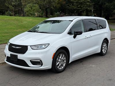 2024 Chrysler Pacifica Touring L Van