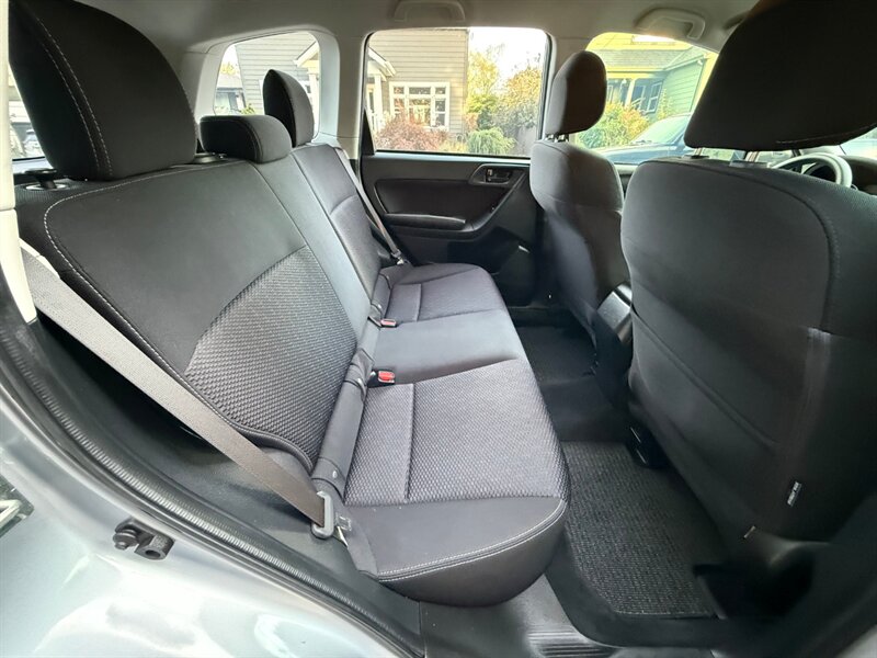 2016 Subaru Forester 2.5i - Photo 14 - Portland, OR 97202