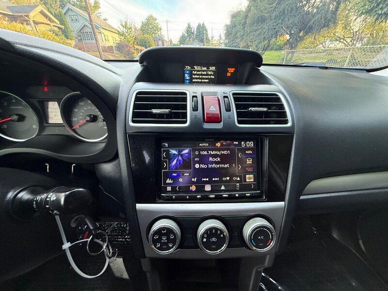 2016 Subaru Forester 2.5i - Photo 17 - Portland, OR 97202